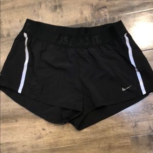 Nike Shorts Black size Small